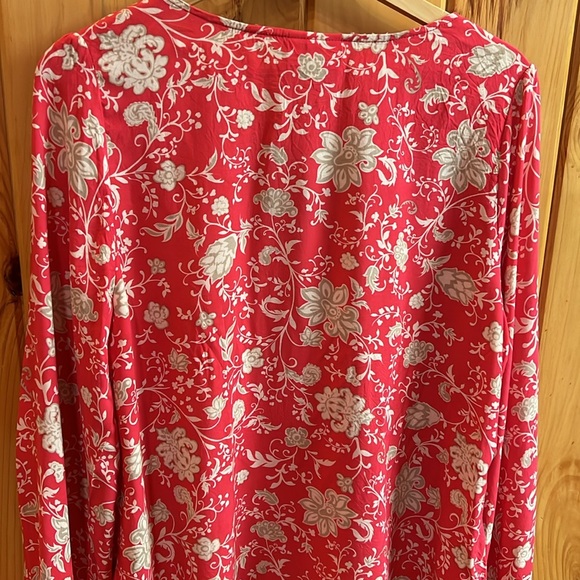 Shyanne Country. Wear It. Mean It. Floral Embroidery Detail Women’s top, size L - Picture 9 of 16